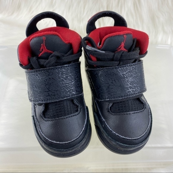 JORDAN SNEAKERS - Picture 1 of 10